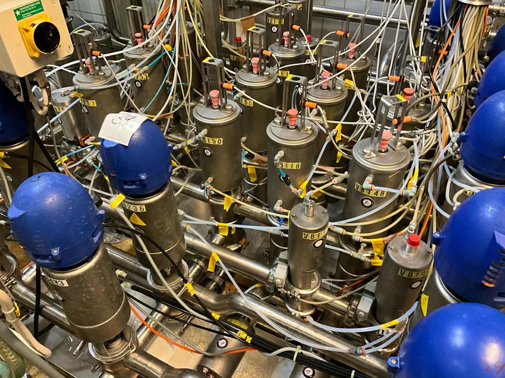 Alfa Laval pneumatic valve station