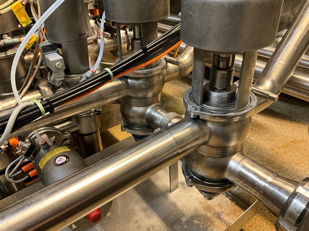 Alfa Laval pneumatic valve station