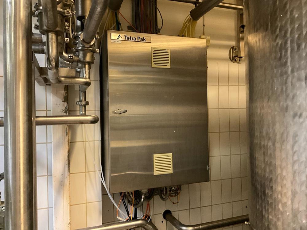 Alfa Laval pneumatic valve station