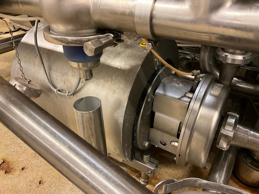 Alfa Laval Pneumatic valve and pump setup