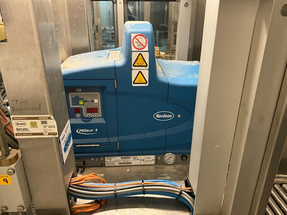 2010 Tetra Pak Cardboard packer 32