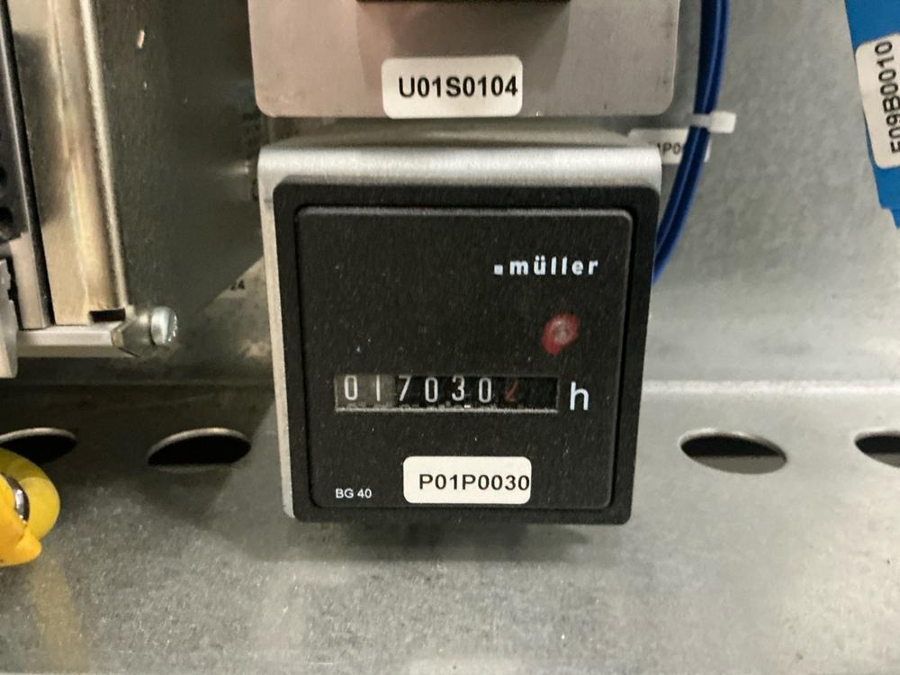 2010 Tetra Pak Cardboard packer 32