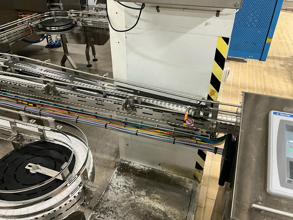 Tetra Pak Conveyors