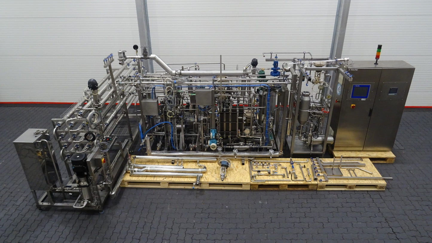 Desserts Pilot UHT plant with VTIS direct injection module Tetra Pak